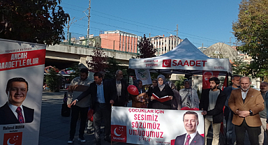 Saadet Partisi Kartal Kadın Kolları: