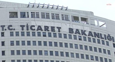 Ticaret Bakanlığı: "Hac ibadetine ilişkin yanıltıcı tanıtımlarda bulunan 4 firma için idari para cezası ve reklam durdurma cezası uygulanmasına karar verildi"
