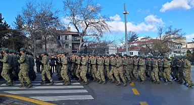 Atatürk'ün Ankara'ya gelişinin 106'ncı yılında Atatürk Garnizon Koşusu düzenlendi