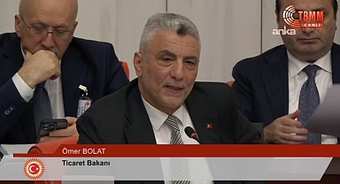 Bakan Bolat'tan CHP sıralarına: Yavuz hırsız, ev sahibini suçlarmış