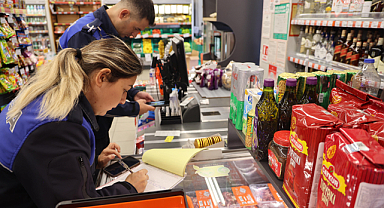 Marmaris Zabıtası’ndan market denetimi