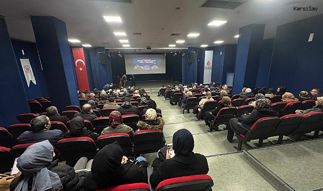 Ümraniye Belediyesi, YKS Hazırlık Kursu velilerine yönelik bilgilendirme semineri gerçekleştirdi