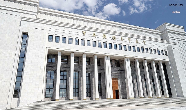Yargıtay, KHK ile ihraç edilen akademisyen Nuriye Gülmen hakkında verilen 10 yıllık hapis cezası kararını bozdu