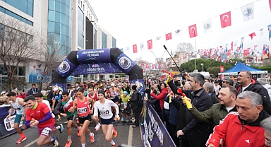 Kartal’da Aydınlık İçin Koştular: 15. Uğur Mumcu Yol Koşusu Tamamlandı