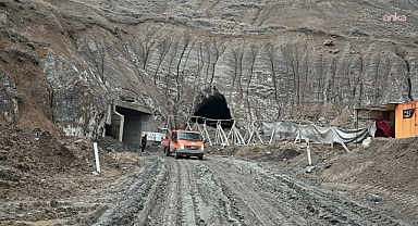 Kırşehir'in Çiçekdağı ilçesindeki mağaradan 2 asırdır tuz çıkıyor