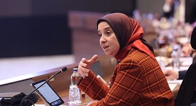 DEVA Partili Elif Esen: Depremzedeler Neden Hâlâ Konteynerlerde?