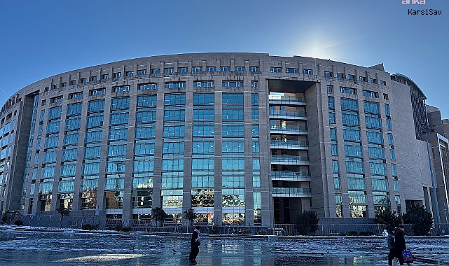 İsrail protestocusu dört gence dava açıldı
