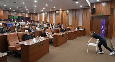 Kartal Belediyesi'nden kadınlara temel ilk yardım eğitimi