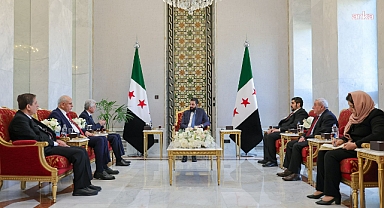 Suriye Devlet Başkanı el-Şara, Şam'da Kürt Ulusal Konseyi heyetiyle görüştü