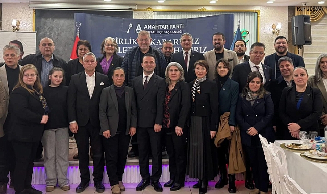 Anahtar Parti Kartal'da yoğun katılımlı iftar: