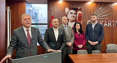 CHP Kartal'da Bayram Mesaisi: Önce Örgütle Bayramlaşma, Sonra Büyüklerle Buluşma