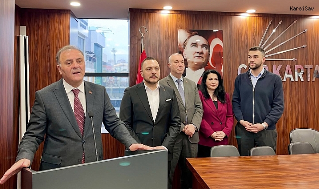 CHP Kartal'da Bayram Mesaisi: Önce Örgütle Bayramlaşma, Sonra Büyüklerle Buluşma