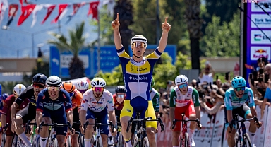 61. Cumhurbaşkanlığı Türkiye Bisiklet Turu'nun ilk etabını Tom Crabbe kazandı