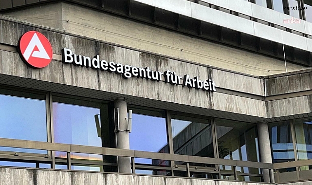 Almanya'da işsiz sayısı 3 milyonun üzerinde seyretmeyi sürdürüyor