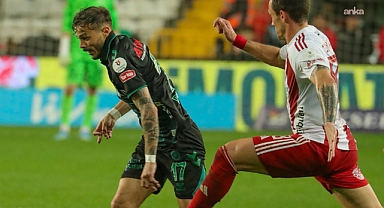 Antalyaspor ağırladığı Konyaspor'a 2-0 mağlup oldu