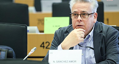 AP Raportörü Amor'dan Ataşehir Belediye Başkanı'nın gözaltına alınmasına tepki