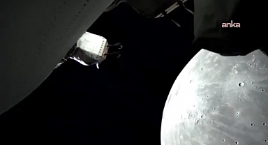 NASA'nın Artemis II mürettebatı, Ay'ın Dünya'ya en uzak mesafesine ulaştı