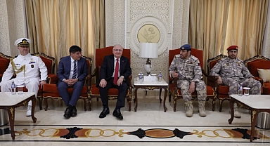 Yaşar Güler, Katar'daki Mehmetçiklerle bir araya geldi