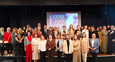 Anahtar Parti Kartal İlçe Başkanlığı'ndan Anneler Günü'nde 