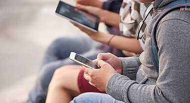 Bir telefon vatandaşa, bir telefon devlete: iPhone'da vergi yükü 100 bin TL'ye dayandı