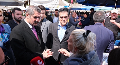 Buğra Kavuncu Pendik Pazarında Vatandaşları Dinledi