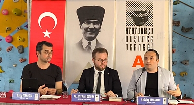 Çağdaş Bayraktar ADD Kartal’da konuştu: “Bugün yaşananları kumpas davalarını anlamadan değiştiremeyiz”