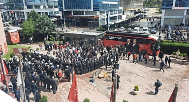 CHP Genel Merkezi'ne Müdahale Uluslararası Basında Geniş Yankı Buldu