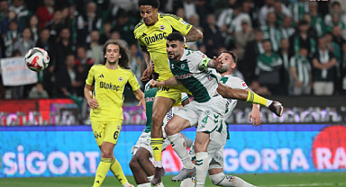 Fenerbahçe, Konyaspor'u deplasmanda 3-0 mağlup etti