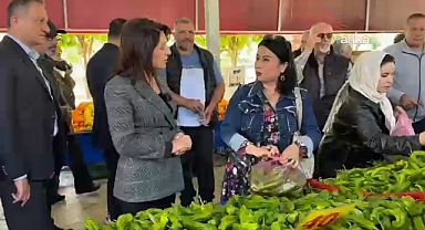 Gülcan Kış Mezitli Pazarında Vatandaşları Dinledi: 