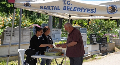 Kartal Belediyesi’nden Bayramda Mezarlıklara Ücretsiz Ulaşım Desteği