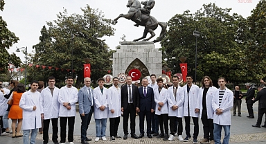 Samsun'da Eczacılardan Bilimsel Eczacılık Günü Açıklaması