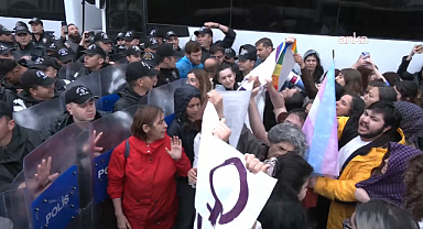 Anayasa Mahkemesi'nin süresiz nafaka kararına karşı düzenlenen protestoda arbede 