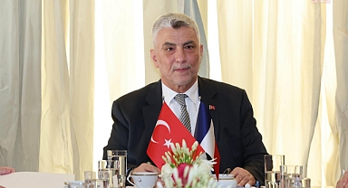 Bakan Bolat, Paris'te Fransız şirketleriyle bir araya geldi
