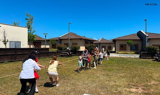 Kartal Belediyesi’nden engelli bireyler ve ailelerine Şile’de moral kampı