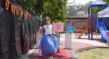 Kartal'da minikler sıfır atık kostümleriyle çevre bilinci kazandı