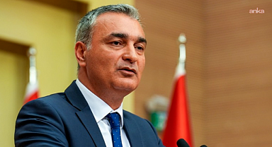 Müslim Sarı'dan grup toplantısı açıklaması: Hiçbir şey gizli kalmayacak