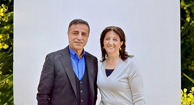 Pervin Buldan, Demirtaş'la cezaevi ziyaretine ilişkin fotoğrafını paylaştı