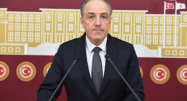 Yeneroğlu'ndan çıplak arama iddialarına ilişkin soruşturma çağrısı
