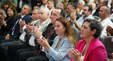 CHP’den YENİ Parti’ye yerel yönetim göçü: Belediye başkanları ve örgütlerden toplu geçiş