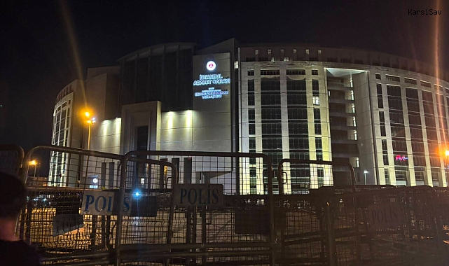 Gazeteci Cem Küçük gözaltına alındı