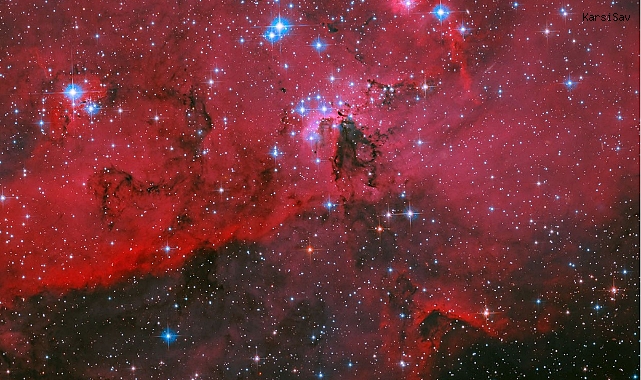 Hubble, Büyük Macellan Bulutu'nda kızıl bir yıldız doğum alanını görüntüledi