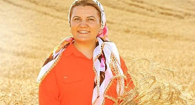 İzmit Belediye Başkanı Fatma Kaplan Hürriyet dahil 20 kişi hakkında tutuklama kararı verildi