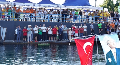 Kartal'da Kabotaj Bayramı Dragon Bot Yarışlarıyla Kutlandı