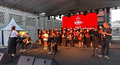 LÖSEV Gönülden Sesler Korosu, İstanbul Koro Festivali’nde sahne aldı