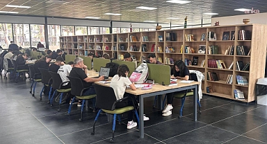 SEZ26'da bağışlanan kitaplar, Adıyaman Belediyesi kütüphanelerine ulaştırıldı