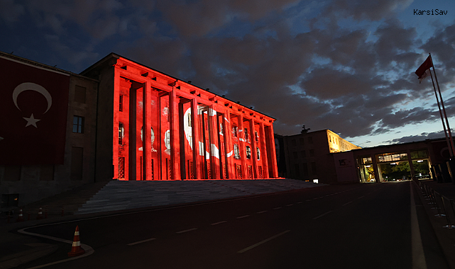 TBMM’de 15 Temmuz’a Özel Mapping Gösterisi