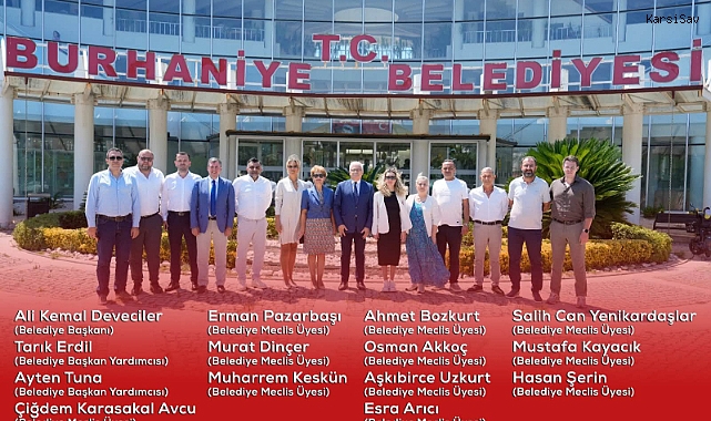Burhaniye'de Belediye Başkanı Deveciler ve 14 meclis üyesi YENİ Parti'ye katıldı
