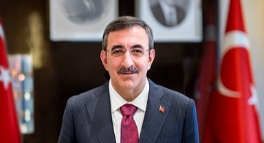 Cevdet Yılmaz’dan AK Parti’nin 25. yılı mesajı: “Türkiye Yüzyılı bu sağlam zeminde yükselecek”