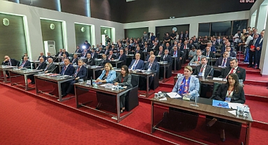 CHP'li 81 İl Başkanı: Cumhuriyet Halk Partisi sahipsiz değildir, Cumhuriyet Halk Partisi 81 il örgütüyle buradadır