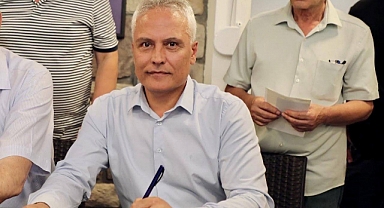 Edremit Belediye Başkanı Ertaş ve 19 Belediye Meclisi üyesi YENİ Parti'ye katıldı